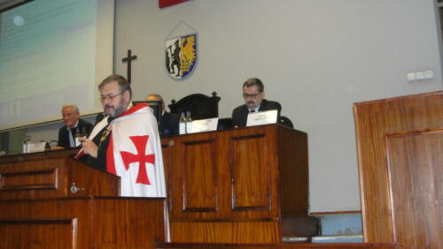 Zdjęcia z wręczenia Krzyża Nadziei i Zaufania